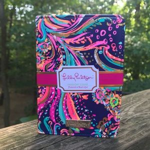 New Lily Pulitzer Passport Cover ‘Beach Loot’